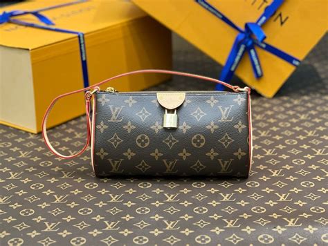 kleine umhängetasche louis vuitton|Pochette Tirette Monogram .